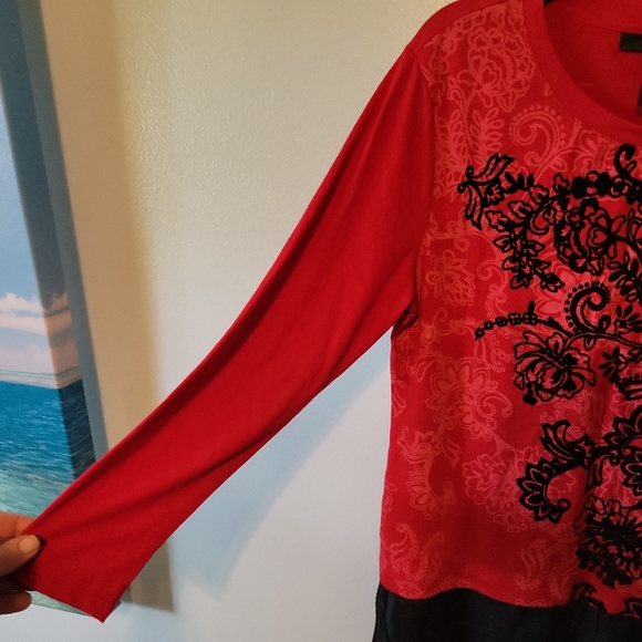 Style&CO. Red And Black Asian influenced long sleeve blouse. PL - Picture 5 of 6